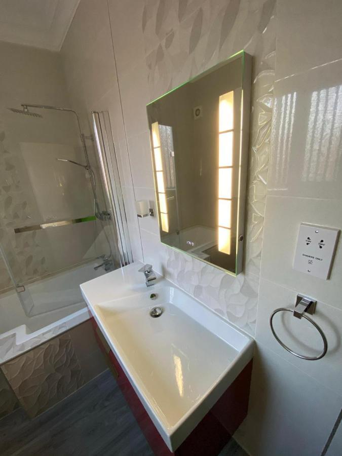 Designer Apartment Apt6 ウォルヴァーハンプトン エクステリア 写真